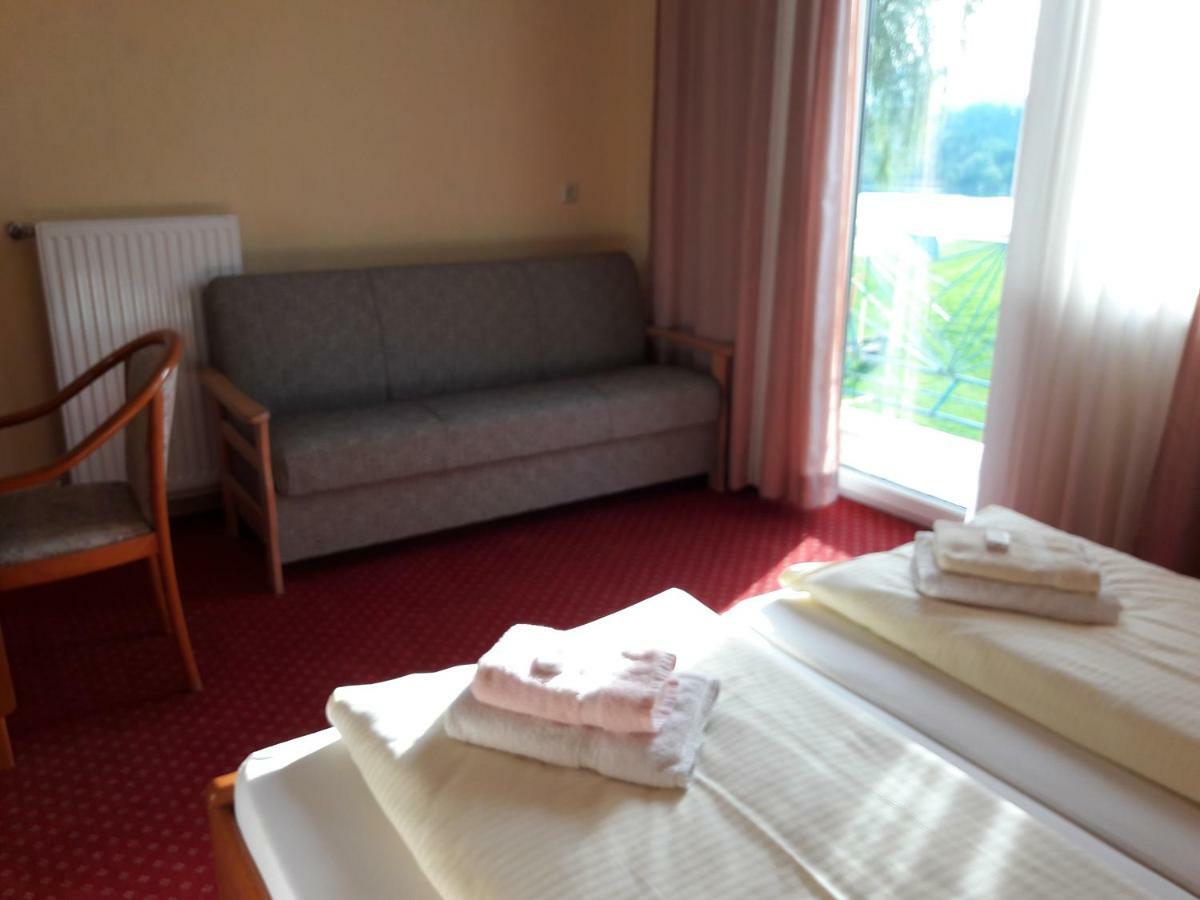 Hotel Am See Obersammelsdorf Extérieur photo